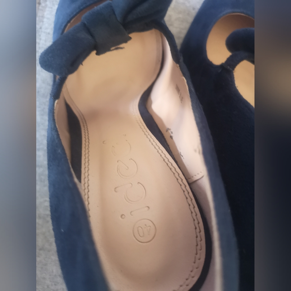 Beautiful shoes. - Picture 7 of 11